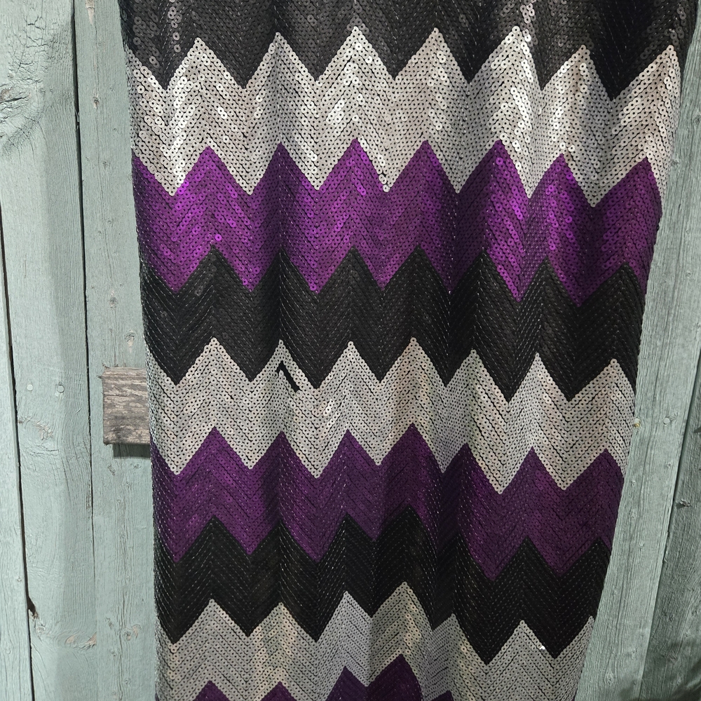 Jack by BB Dakota Purple and Silver Chevron Midi Dress - Picture 2 of 6